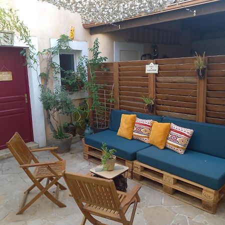 Studio Cosy A 10 Minutes De Nimes Bed and Breakfast Bouillargues Buitenkant foto