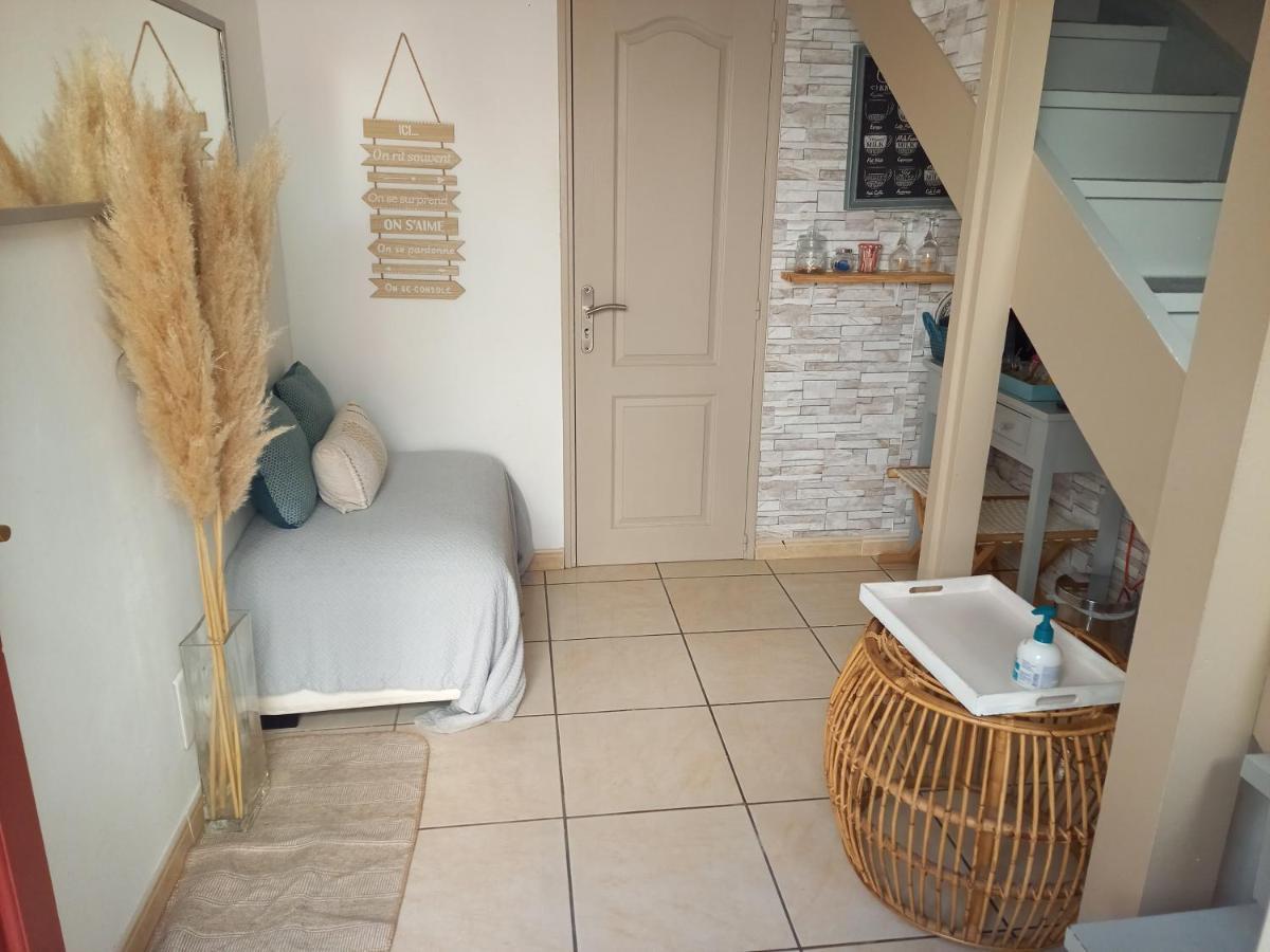 Studio Cosy A 10 Minutes De Nimes Bed and Breakfast Bouillargues Buitenkant foto